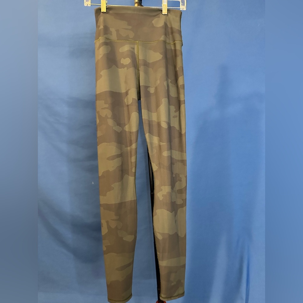 ALO Yoga Camo-print High Waist Leggings